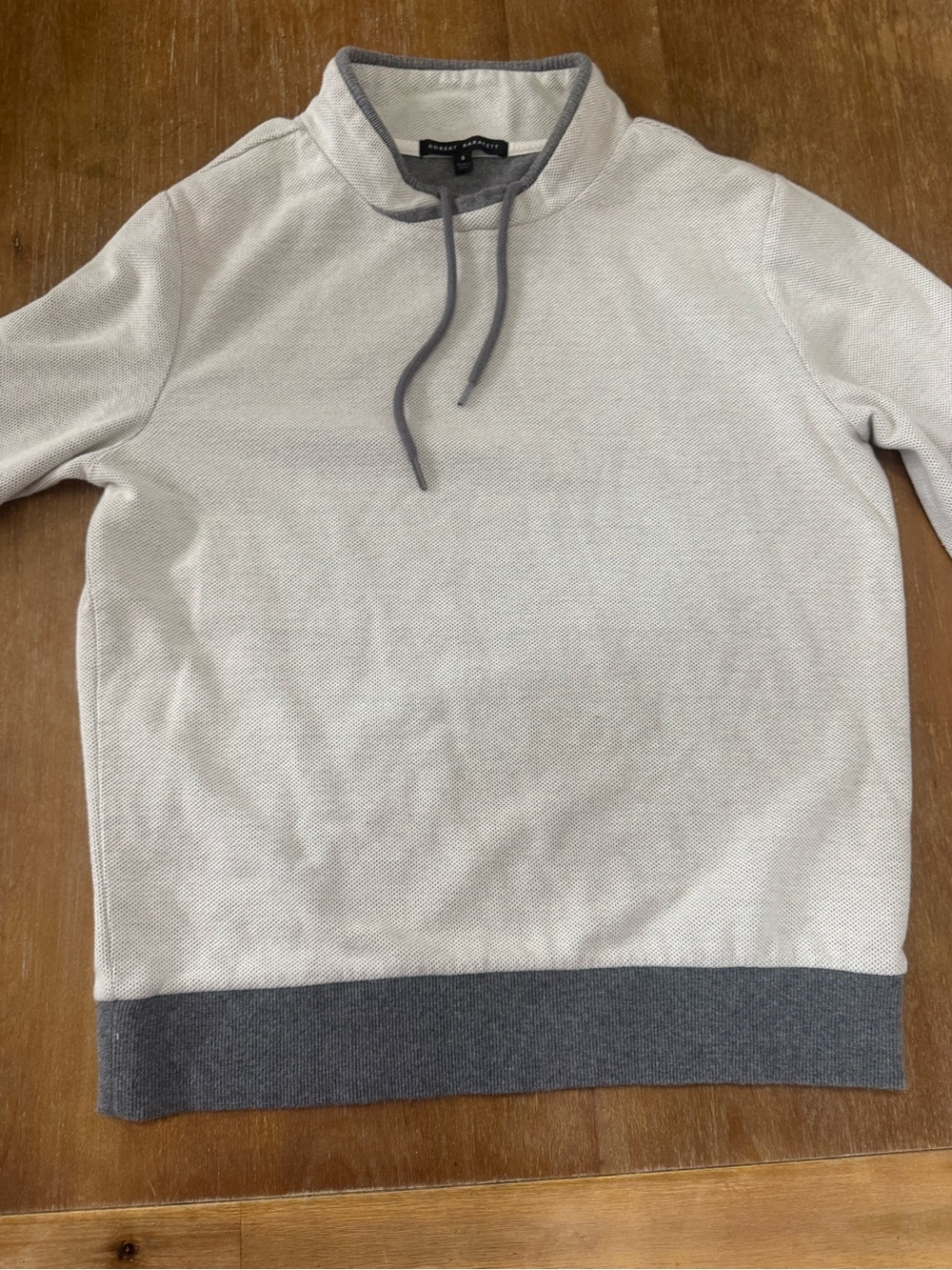 Robert Barakett White Pullover with Dark Gray Trim